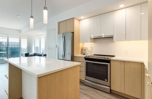 Connaught Apartment | Corporate Stays - Chic 1BR Retreat with Premium Comfort and Stunning Design