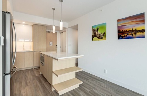 Connaught Apartment | Corporate Stays - Chic 1BR Retreat with Premium Comfort and Stunning Design