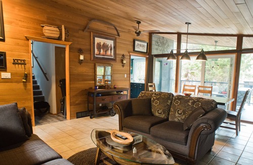Hope Cottage | Cosy Cottage at Kawkawa Lake