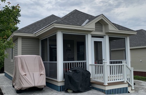 Cherry Valley Cottage | Cottage retreat in "The County" near top-notch wineries and sandy beaches!