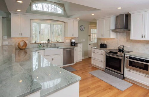Ogunquit House | Cottage Street Beach Beauty!