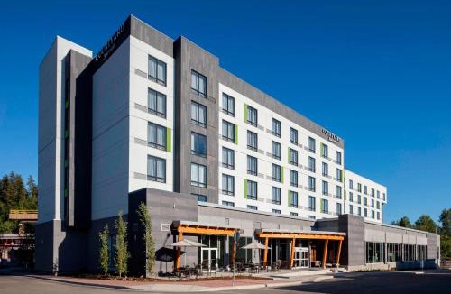 Prince George Hotel | Courtyard by Marriott Prince George