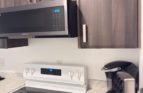 Regina Apartment | Cozy 2 Bedroom Apartment