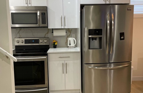 Cranston Apartment | Cozy 2 bedroom legal basement suite in SE Calgary. Close to YMCA and hospital