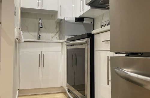 Cranston Apartment | Cozy 2 bedroom legal basement suite in SE Calgary. Close to YMCA and hospital