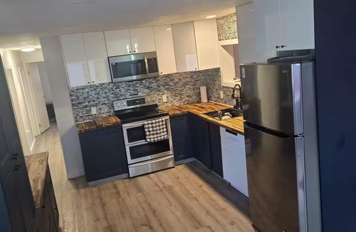Yellowknife House | Cozy 3 bedroom 2 bathroom house
