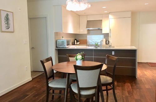 Vancouver Apartment | Cozy 3 Bedrooms Condo in UBC