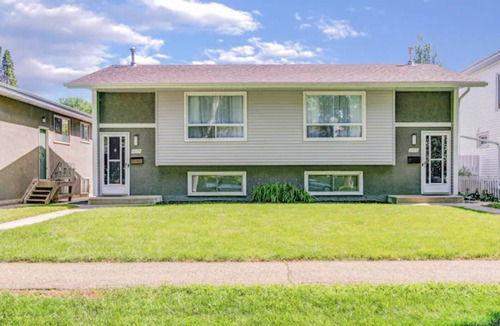 North Central Edmonton House | Cozy 3 bedrooms located near River Valley 10173