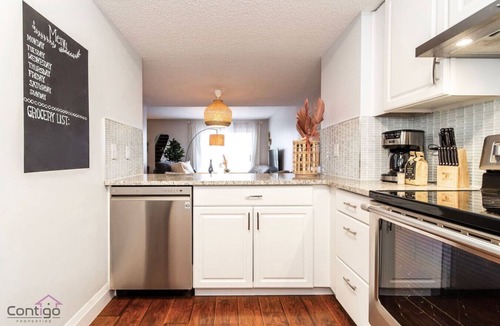 Northwest Edmonton House | Cozy 3BD w/AC, Patio, Theatre Room | 15 min to DT