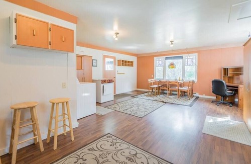 Okanagan-Similkameen House | Cozy 4 Bedroom house in Keremeos