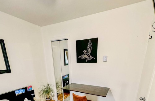 Longueuil Apartment | Cozy and Contemporary Getaway + Free Parking