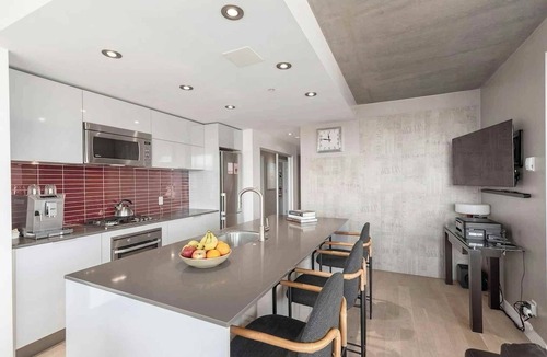 Gastown Apartment | Cozy Apartment 5 minutes to FIFA