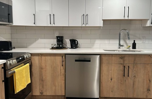 Saskatoon House | Cozy basement suit in Rosewood near Costco, Saskatoon