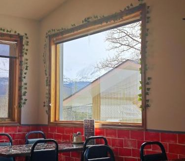 Haines Junction Hotel | Cozy Corner Motel & Restaurant