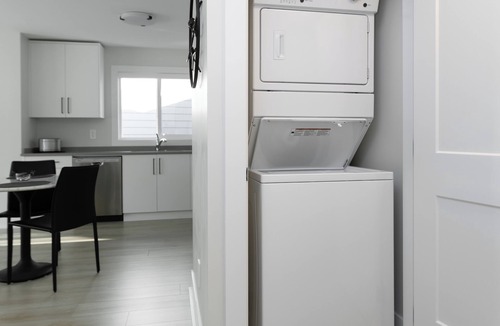 Colwood House | Cozy Corner on Trumpeter