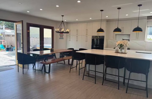 Ladner House | Cozy Family Retreat in beautiful Ladner