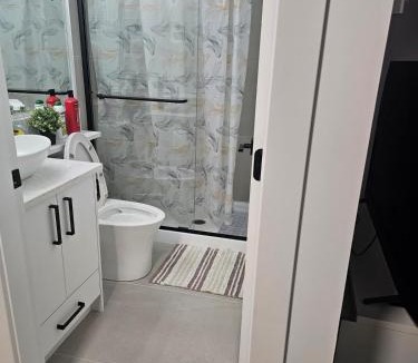 Delta Apartment | Cozy Haven One-Bedroom Suite