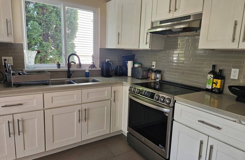 Coquitlam House | Cozy House 30minutes from Downtown