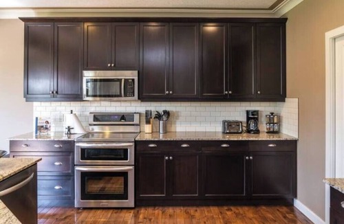 Cochrane House | Cozy & Luxurious Ridge Home - Pet Friendly