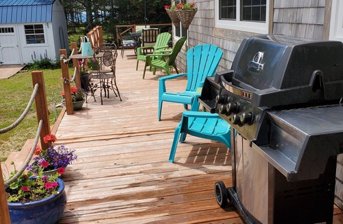 Chelton Apartment | Cozy oceanfront suite with direct access to beautiful beach in PEI