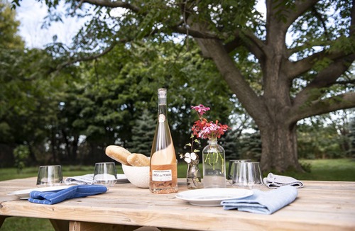 Wellington House | Cozy Prince Edward County home with a pool, near the beach
