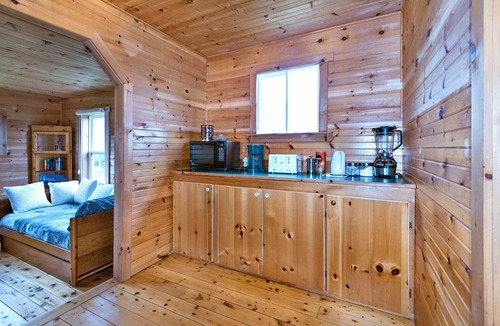 Guysborough County Cottage | Cozy Seaside 1 Bedroom Cottage