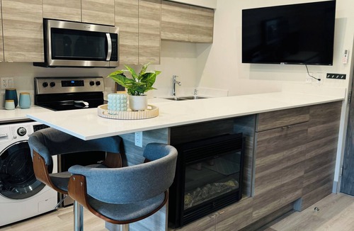 Vernon Condo | Cozy studio apartment seconds to Okanagan Lake!