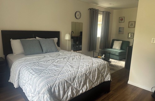 Hope Apartment | Cozy Studio Room + Private Bathroom