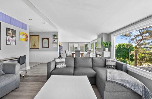 Crystal Beach House | Crystal Beach Waterfront Cottage - Sunset Views