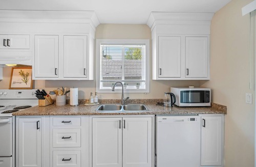 Crystal Beach Cottage | Crystal Sands
