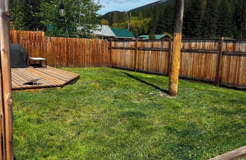 Beaverdell Cottage | Cute cozy red cottage.Close to the KVR, and river, perfect for outdoorsy people.