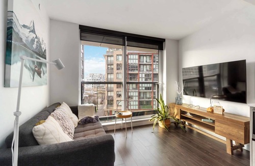 Southeast False Creek Apartment | D56 - Beautiful 1 bedroom in Olympic Village