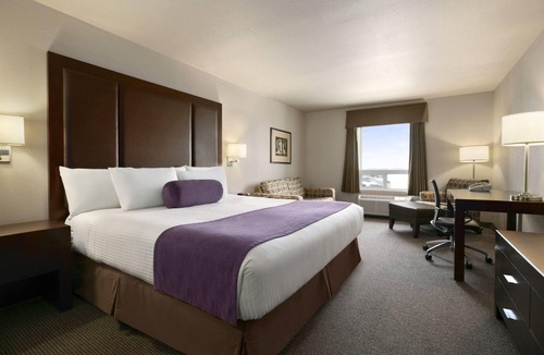 Regina Hotel | Days Inn by Wyndham Regina