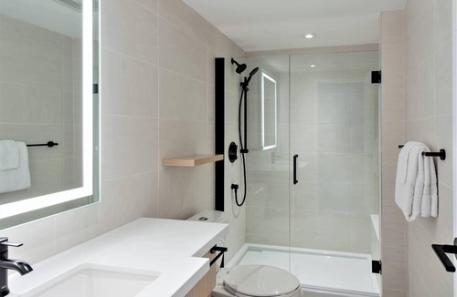 City Centre Hotel | Delta Hotels by Marriott Kamloops