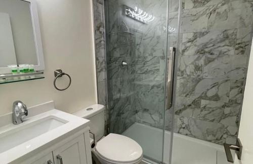 Radium Hot Springs Hotel | Destination INN