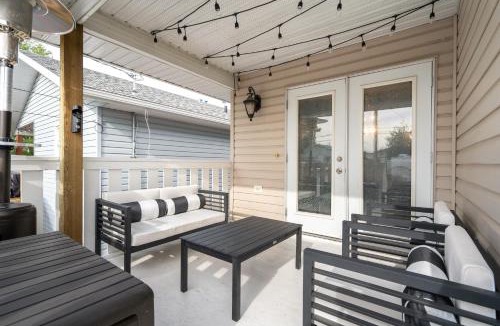 Drumheller House | Dino Roar Family Friendly BBQ Close to Museum