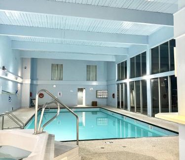Vernon Hotel | Divya Sutra Plaza and Conference Centre, Vernon, BC
