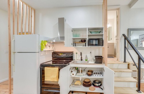 Fishkill Apartment | Dog-Friendly Fishkill Tiny House in Wine Country