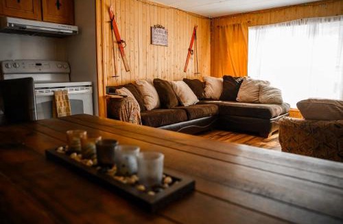 Barraute House | Double House - Mont-Video