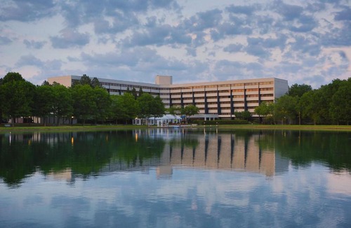 Durham Hotel | DoubleTree Suites by Hilton Raleigh-Durham