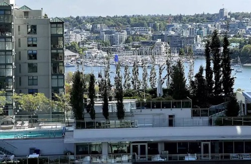 Downtown Vancouver Condo | Downtown Luxury Ocean View Condo near beach