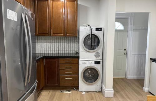 Guelph House | Downtown residence room 1