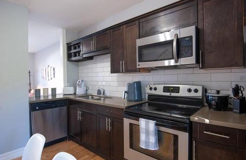 Charlottetown House | Downtown Steps to Holland College