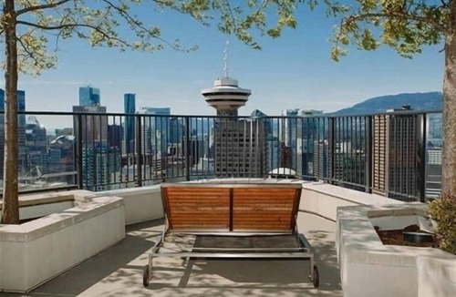 Gastown Condo | Downtown Vancouver Mountain View Condo Canada Place, Cruise Ship, BC Place Roger