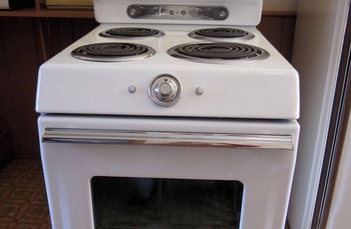 Charlottetown House | DOWNTOWN * VINTAGE VACATION HOUSE * 3 BEDROOMS * LICENSED SINCE 2007