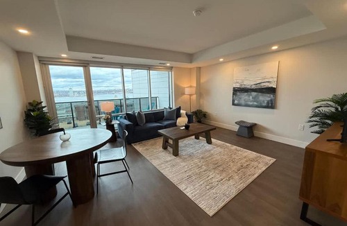 Downtown Halifax Apartment | Downtown Waterfront 1 Bedroom with AC and Gym