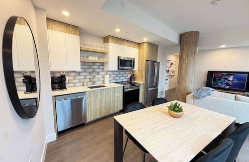Downtown Halifax Apartment | Downtown Waterview, 2 BR/2 Bath with 6 appliances