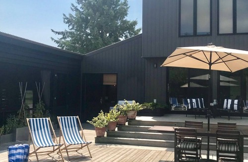Prince Edward House | Dragonfield House: a beautiful stay in central PEC