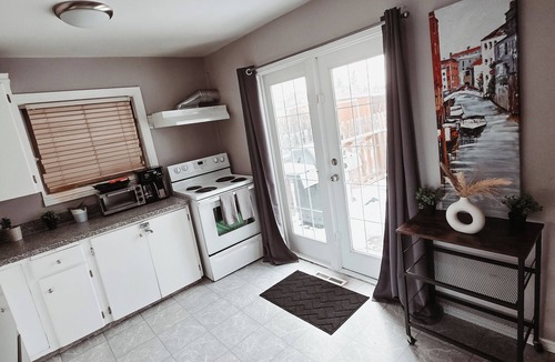 Montgomery House | Dreams off 16th