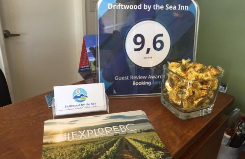 Campbell River Hotel | Driftwood by the Sea Inn
